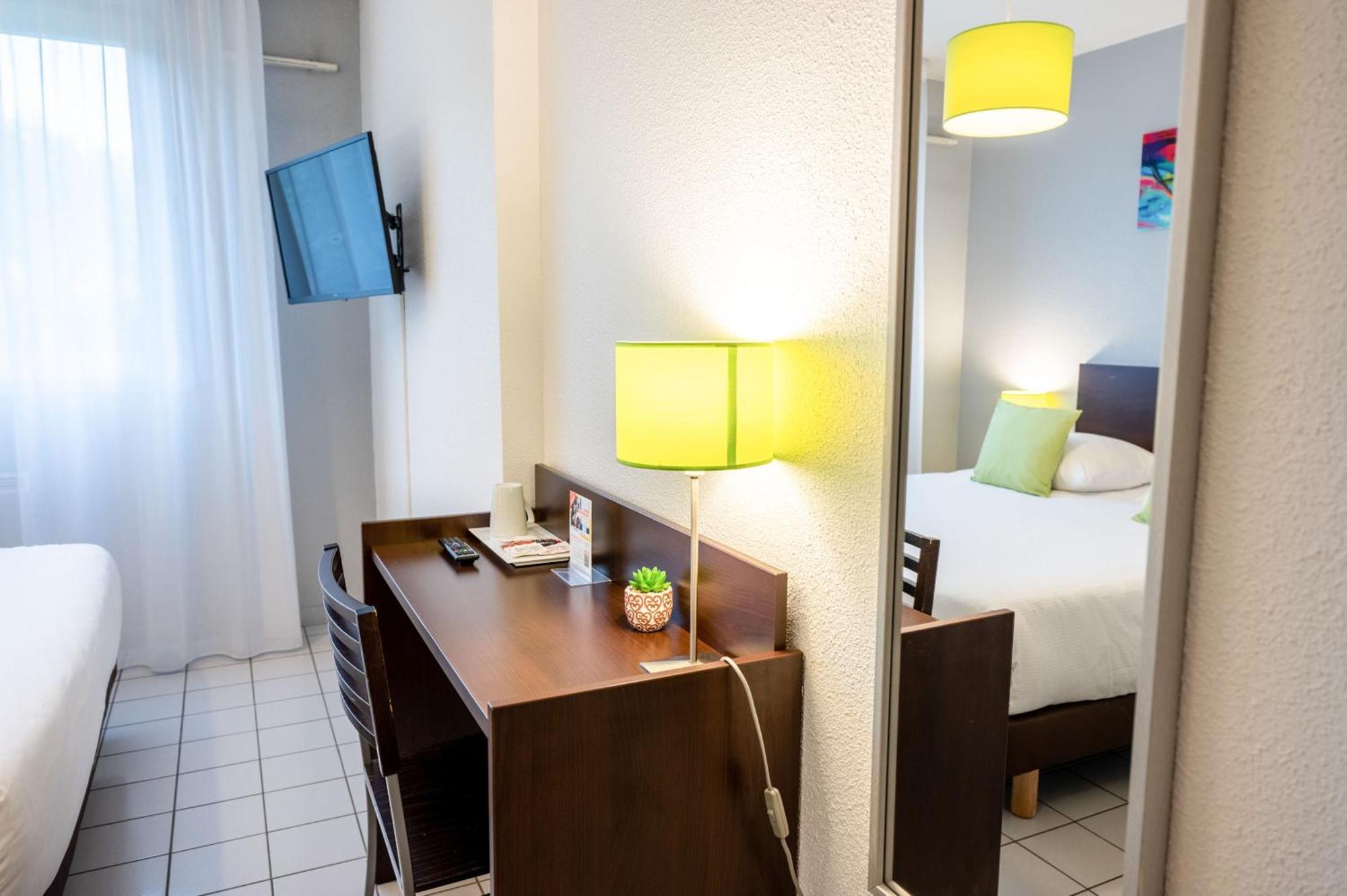 Comfort Aparthotel Besancon La City Zewnętrze zdjęcie