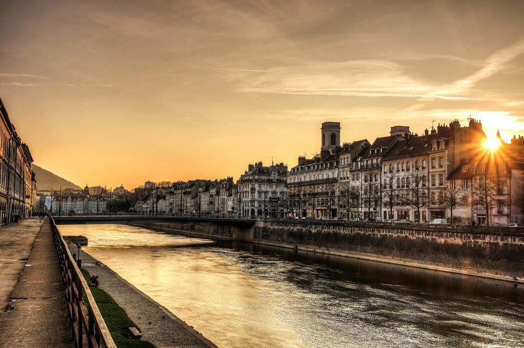 Comfort Aparthotel Besancon La City Zewnętrze zdjęcie